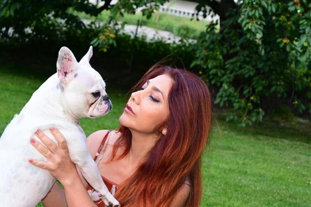 Nina F. mit Hund Wanda